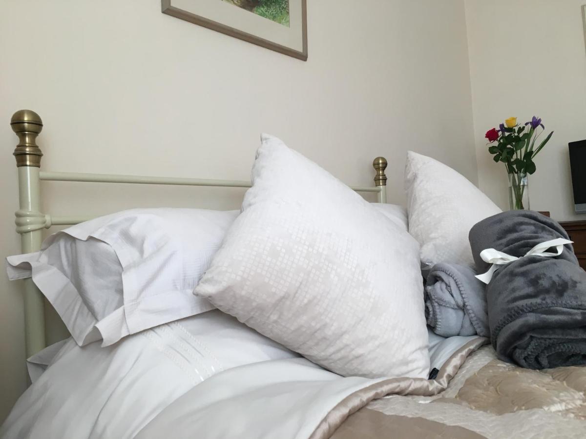 5 Charlton Mill Way B&B Chichester Rum bild