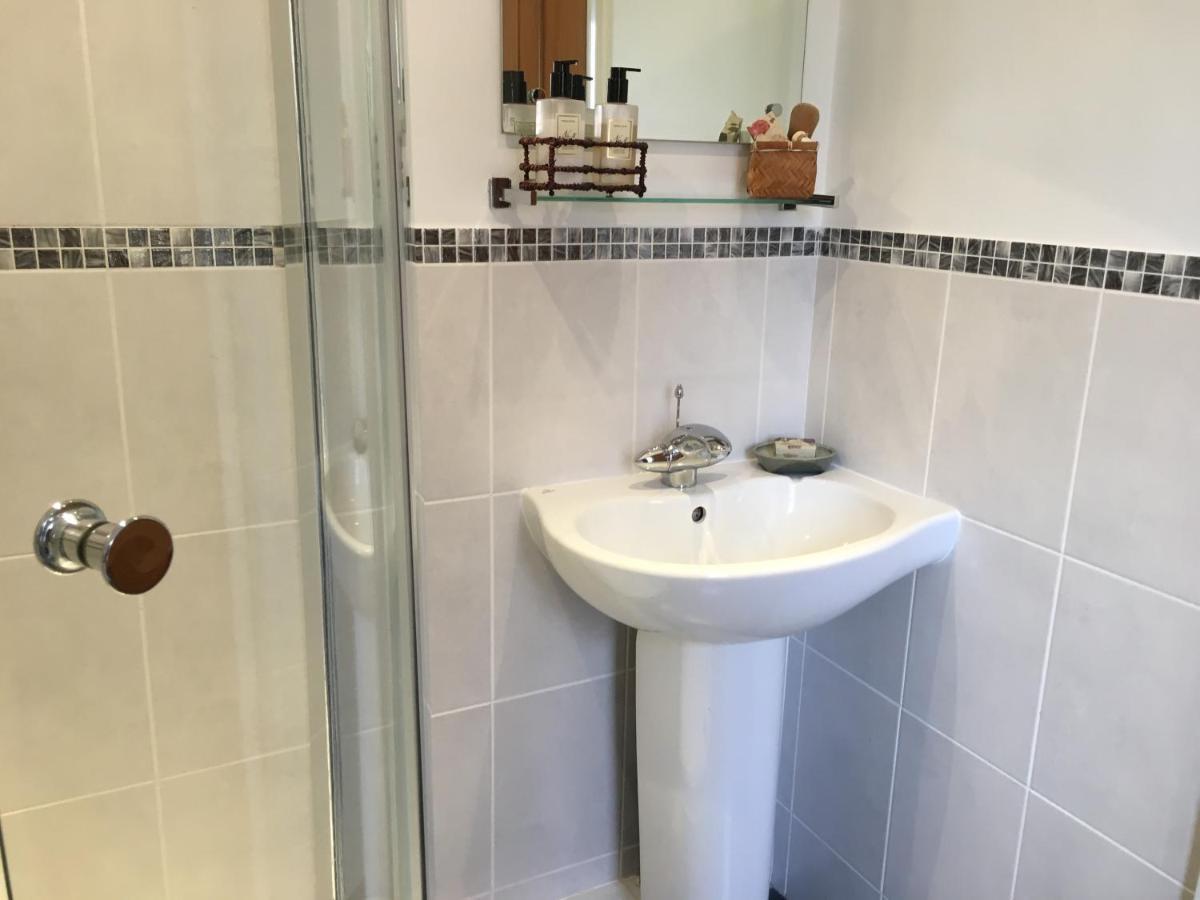 5 Charlton Mill Way B&B Chichester Rum bild